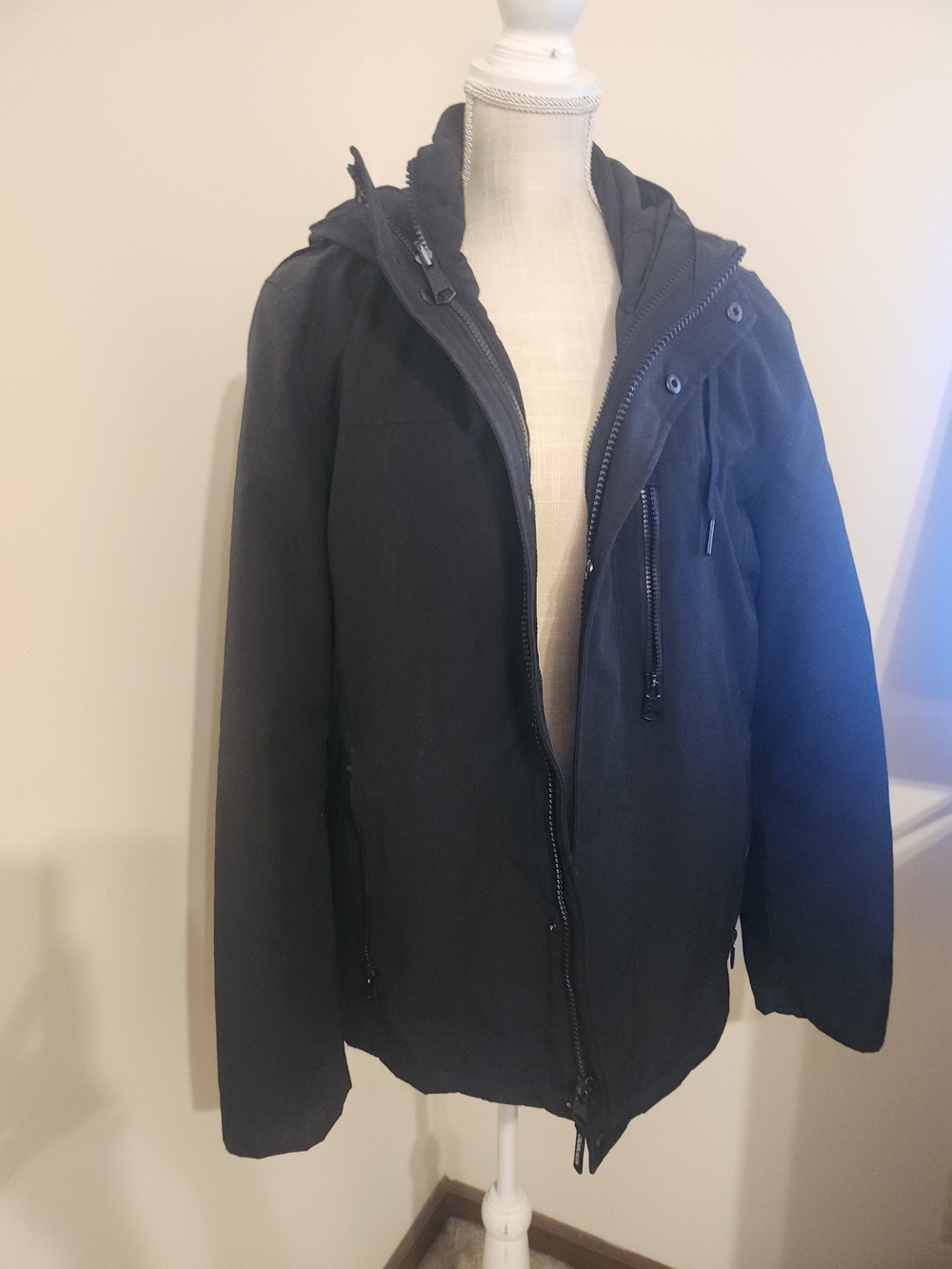 Calvin Klein Women's Black Hooded Puffer Jacket